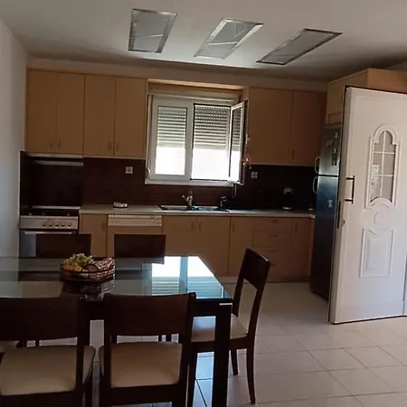 Mant's House بيت للعطل أنِساراس