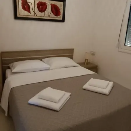 Mant's House بيت للعطل أنِساراس